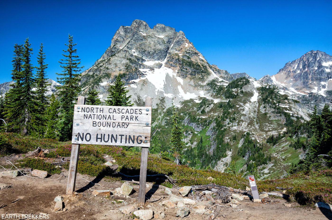 North Cascades Park Boundary Sign