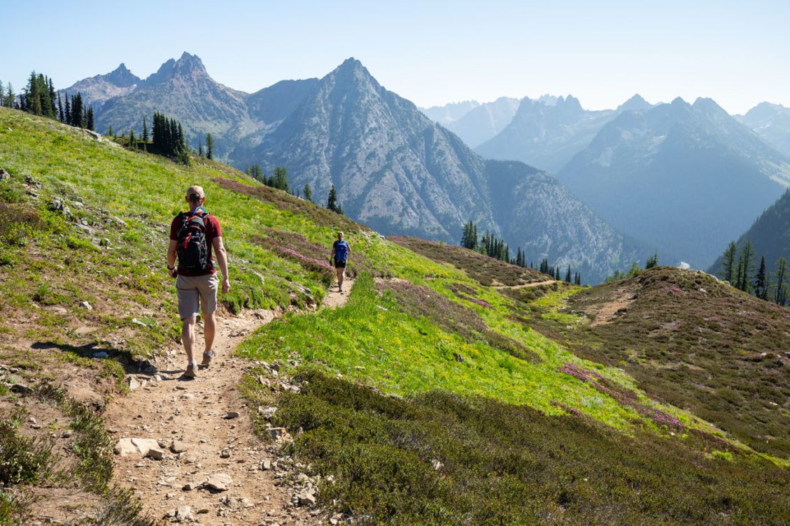 Complete Guide to the Maple Pass Loop | North Cascades National Park ...