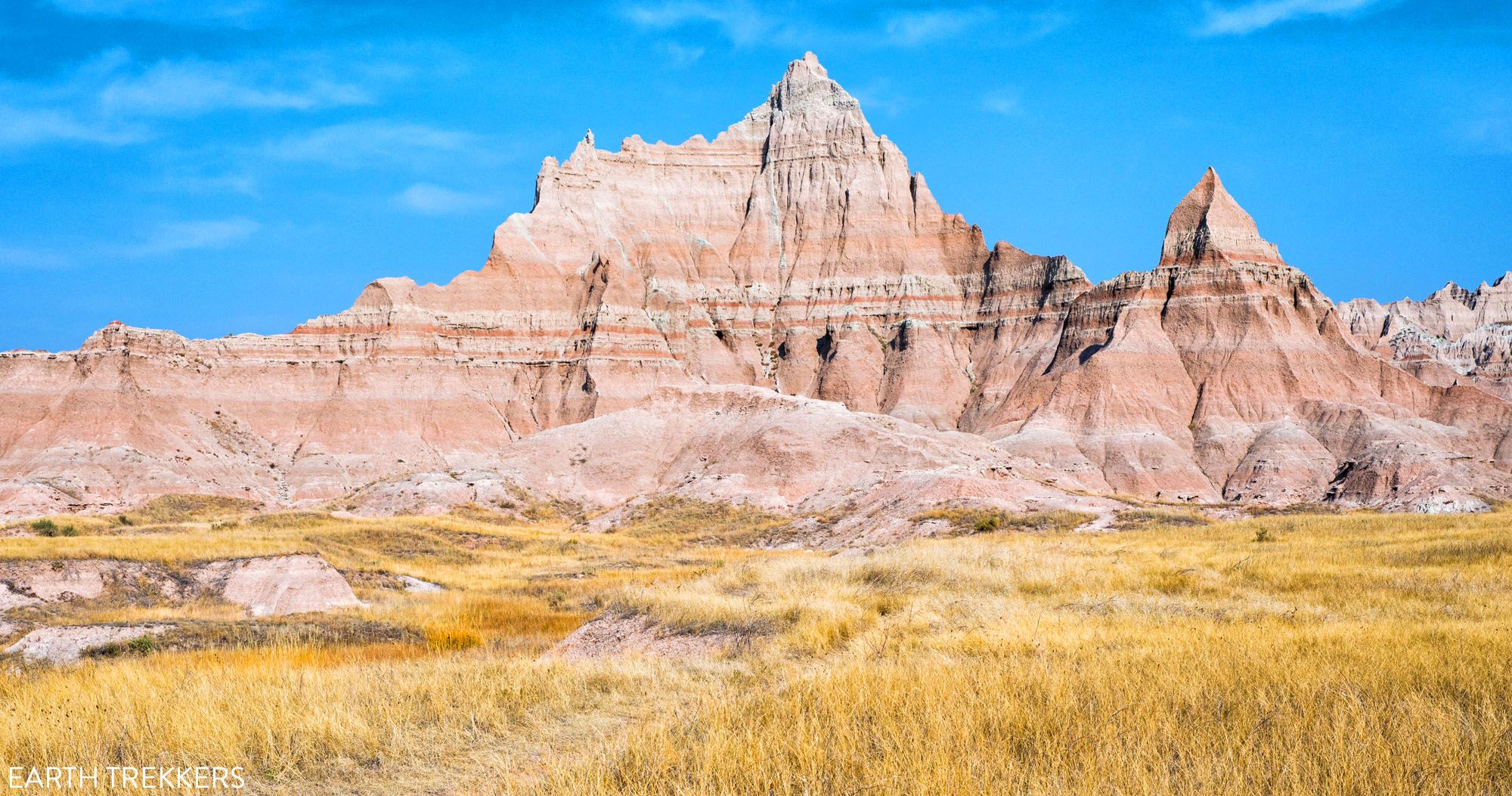 Featured image for “One Week in South Dakota Itinerary: Black Hills & the Badlands”
