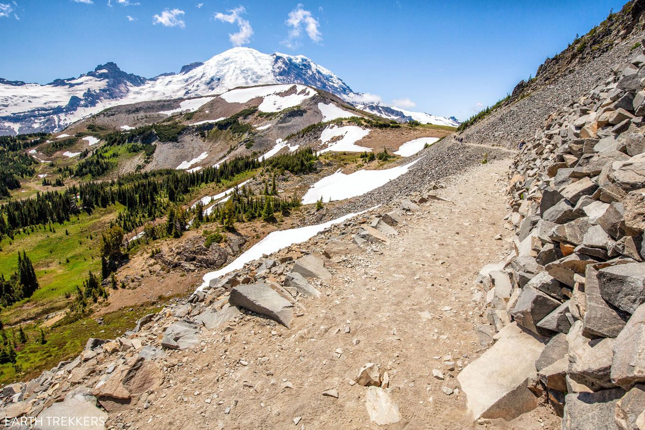 Hikes in Mount Rainier Washington national parks