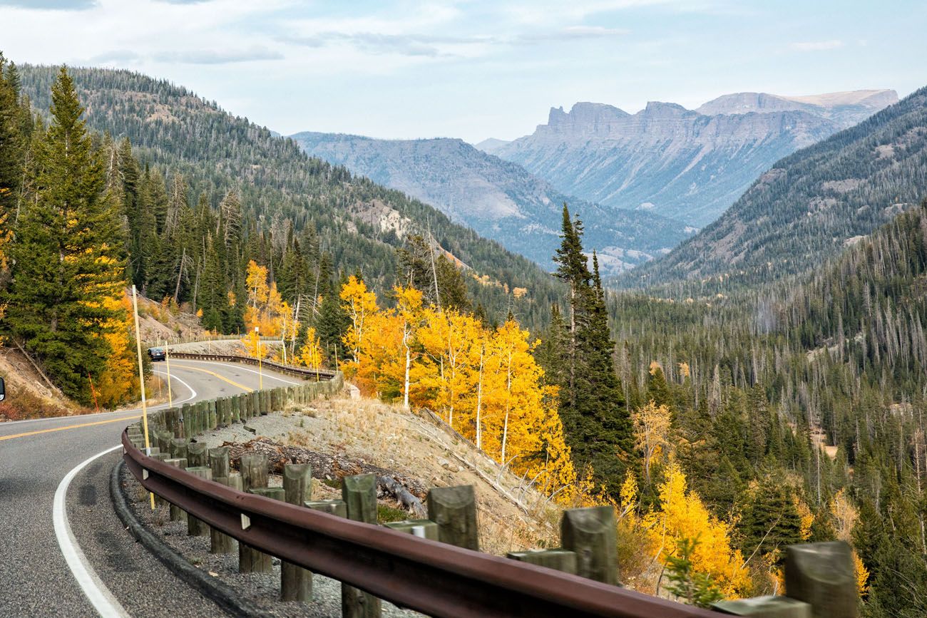 10 Tips for Staying at a Yellowstone National Park Lodge —