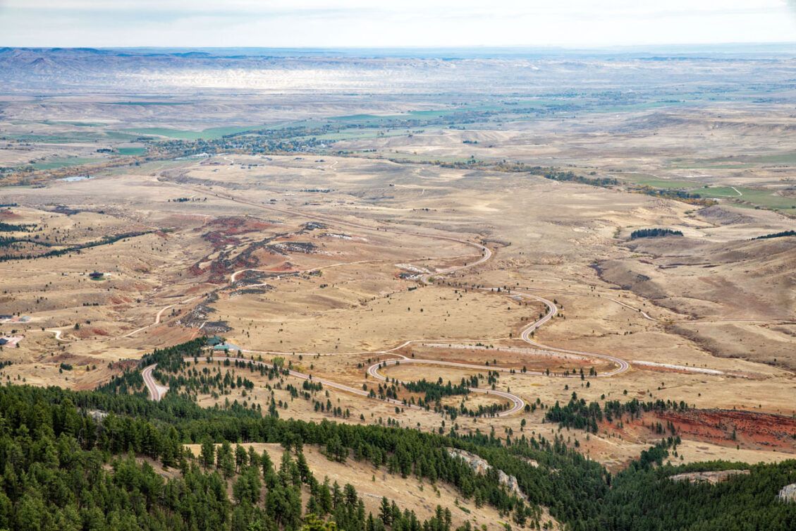 How To Drive Between Mount Rushmore And Yellowstone Earth Trekkers   Sand Turn 2 1129x753 .optimal 