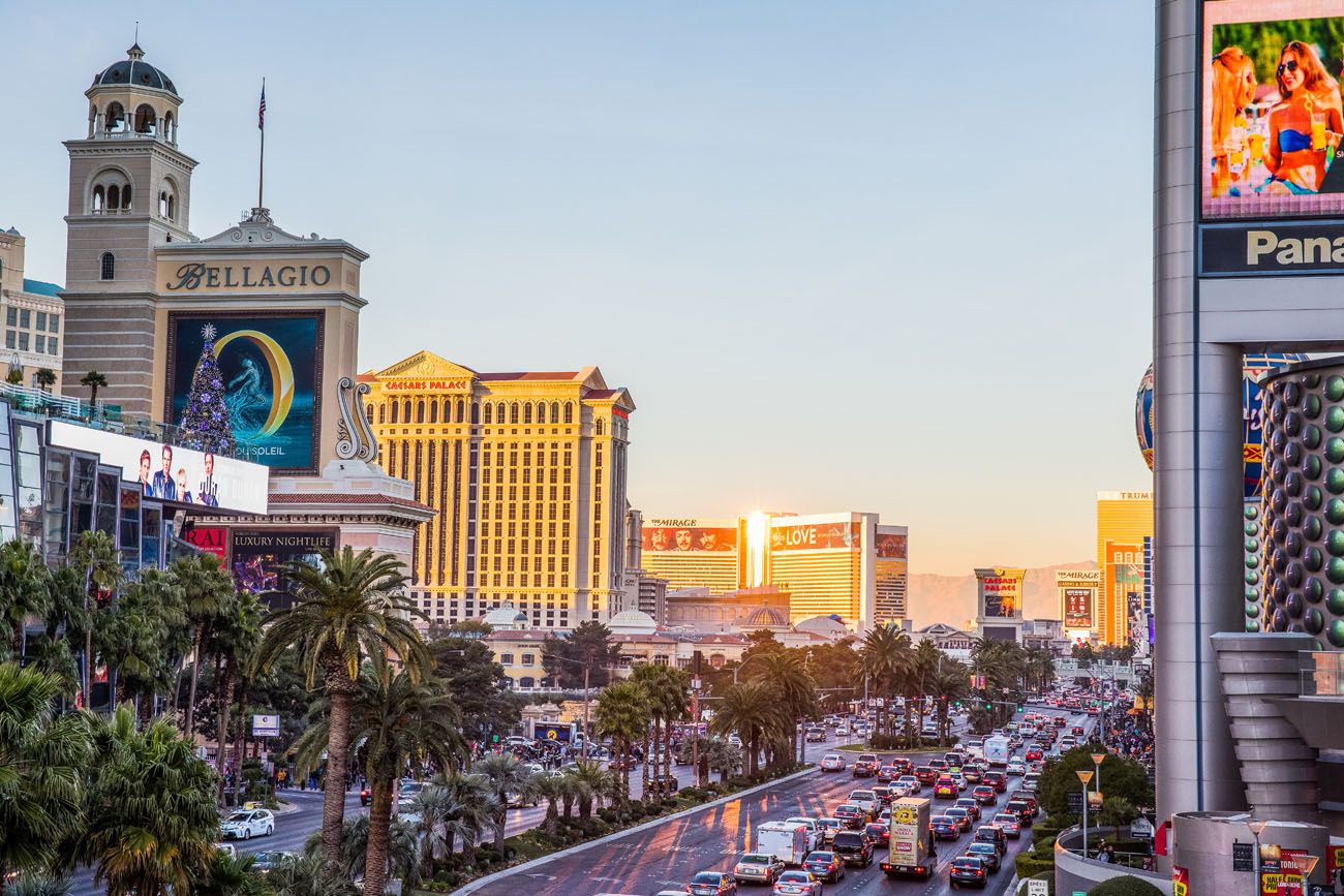 29 Essential Things to Do in Las Vegas (+ Easy Day Trips)