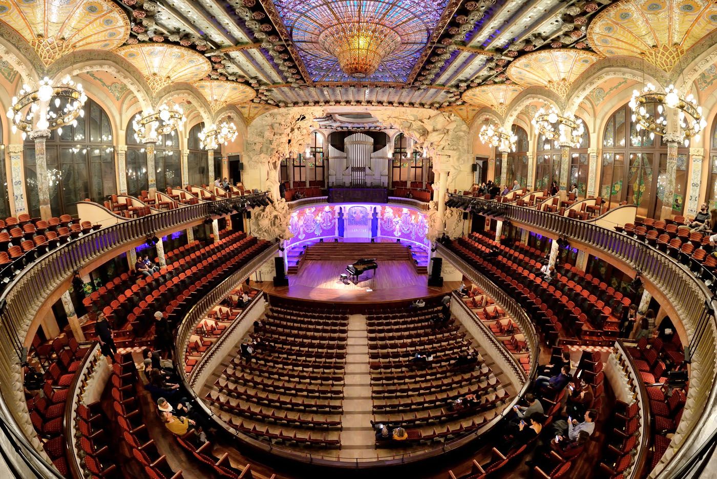 Music Hall best things to do in Barcelona