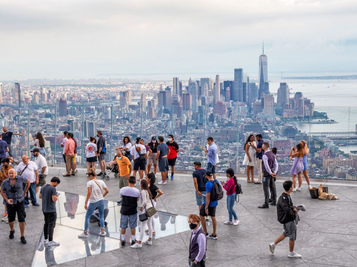 The Edge vs Top Of The Rock 