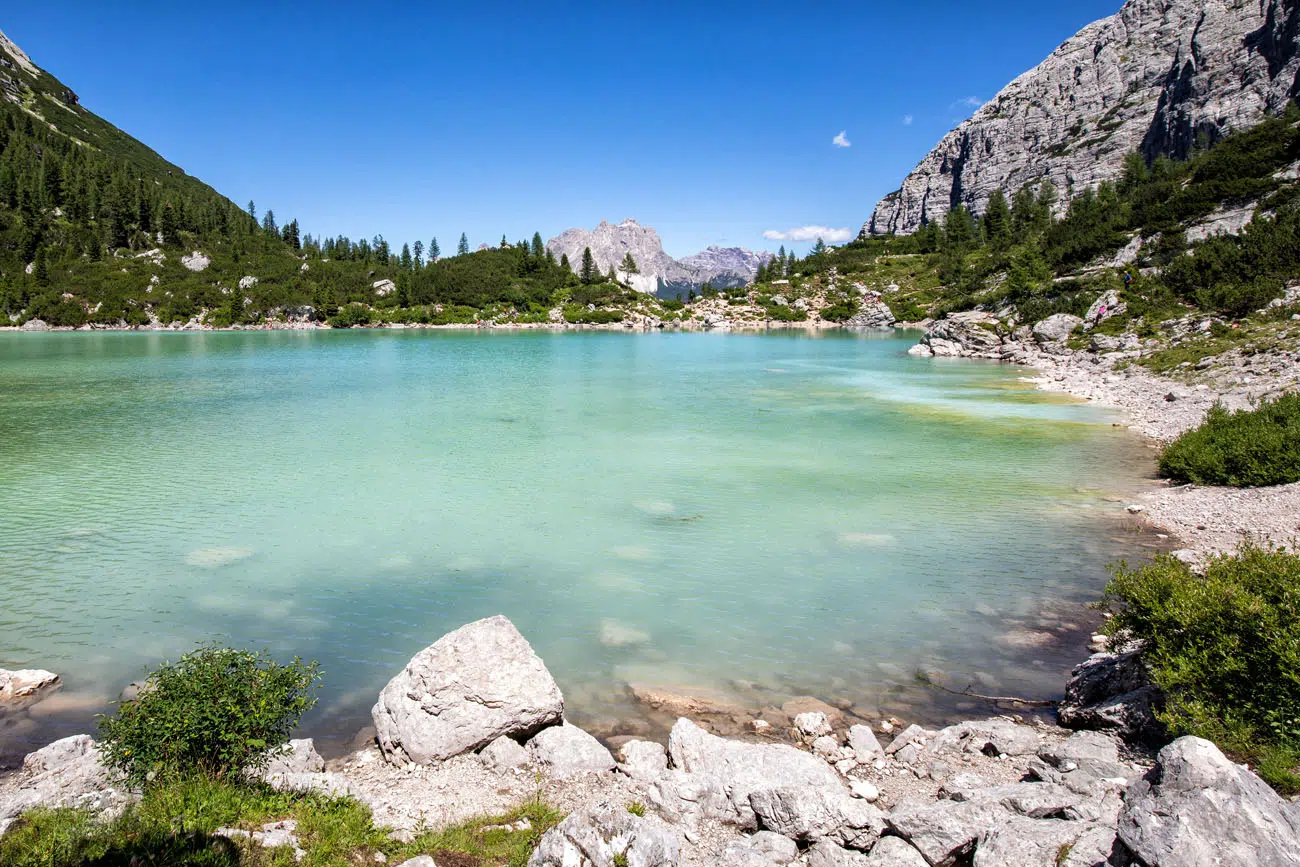 View of Lago di Sorapis from the far side of the lake