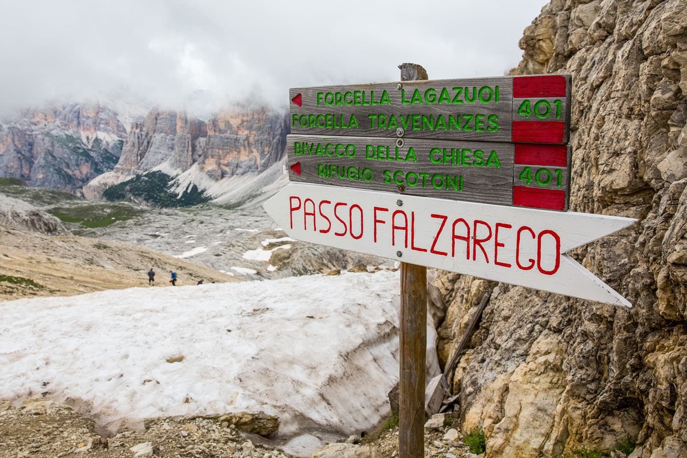Passo Falzarego Trail Sign