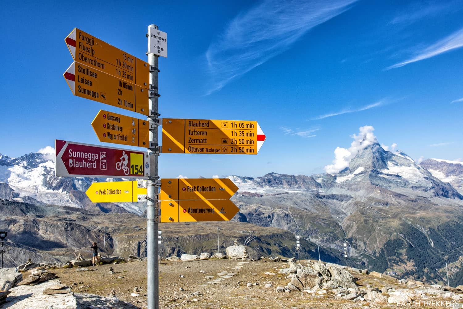 Rothorn Hiking Signs