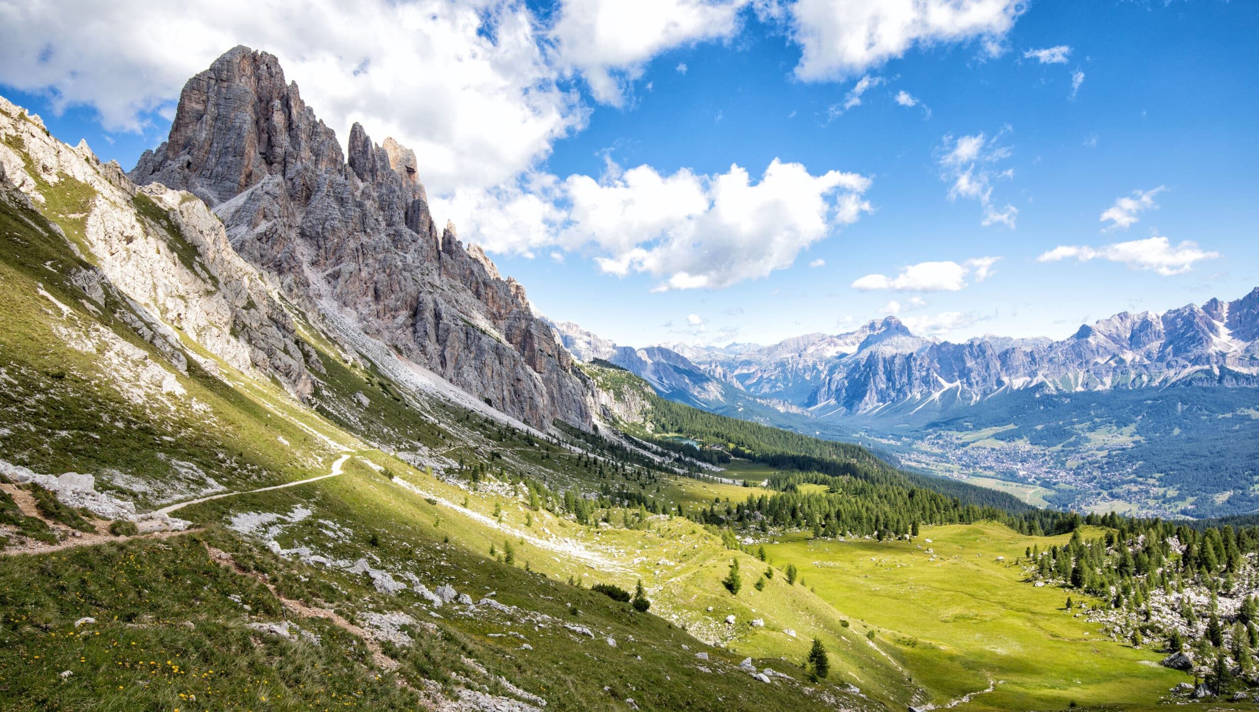 dolomites trekking tour