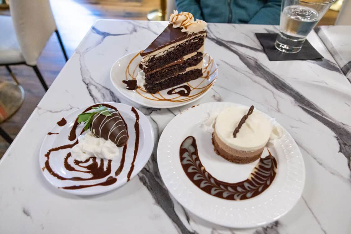 Best Restaurants in Savannah 20 Great Places to Eat & Drink United States Earth Trekkers