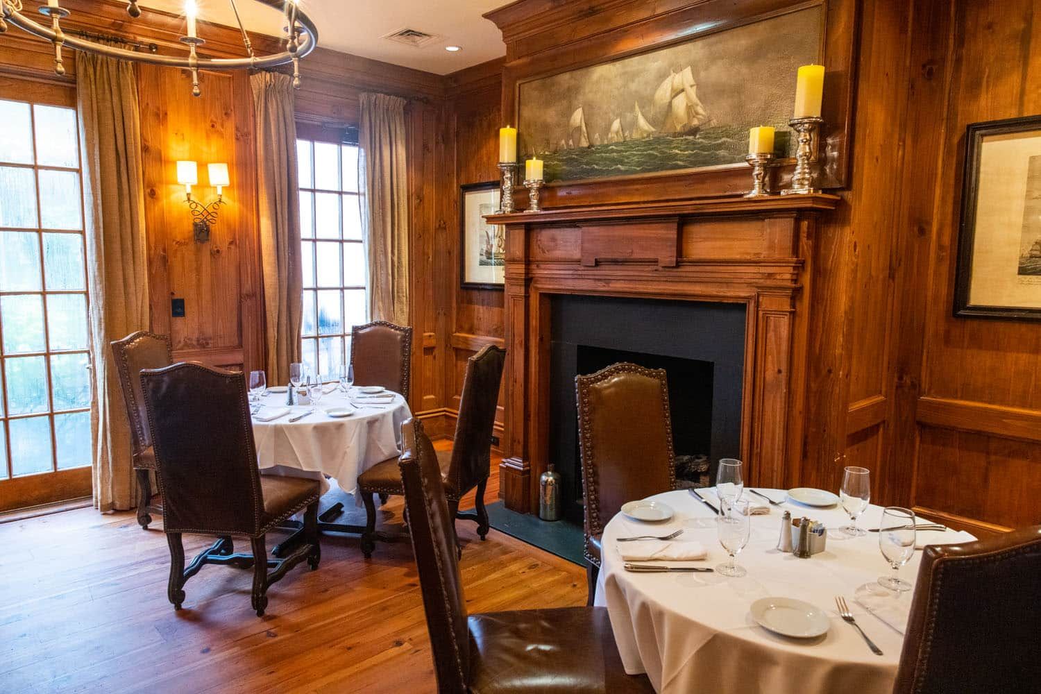 Olde Pink House Dining Room | Best Restaurants in Savannah