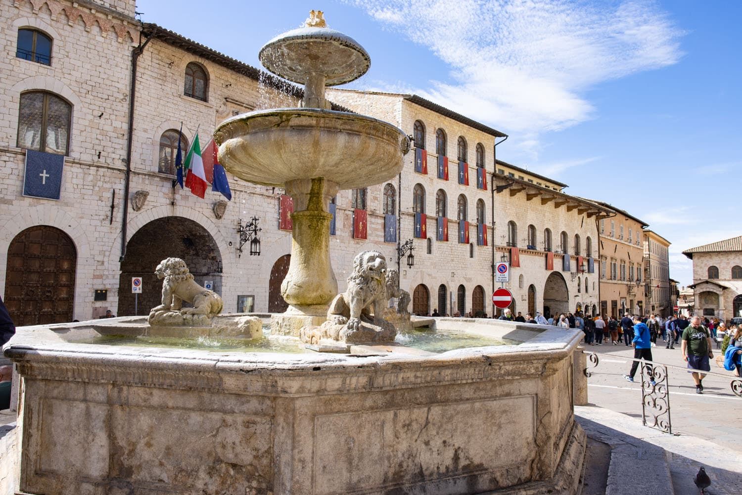 Assisi Fountain | Best Things to Do in Assisi