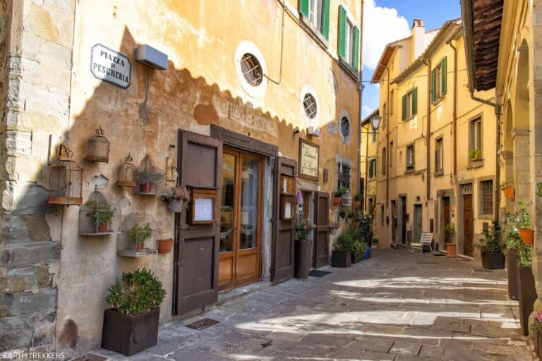 15 Best Things to Do in Cortona, Italy (+ HELPFUL Tips & Photos 