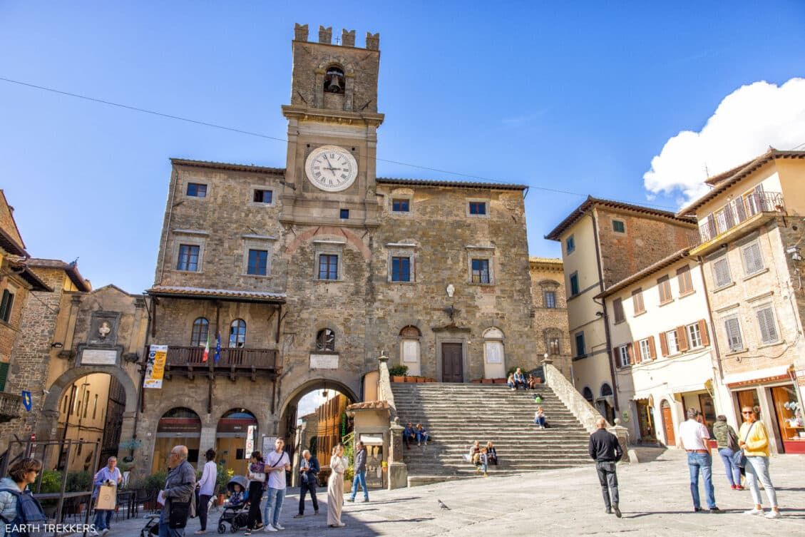 15 Best Things to Do in Cortona, Italy (+ HELPFUL Tips & Photos 