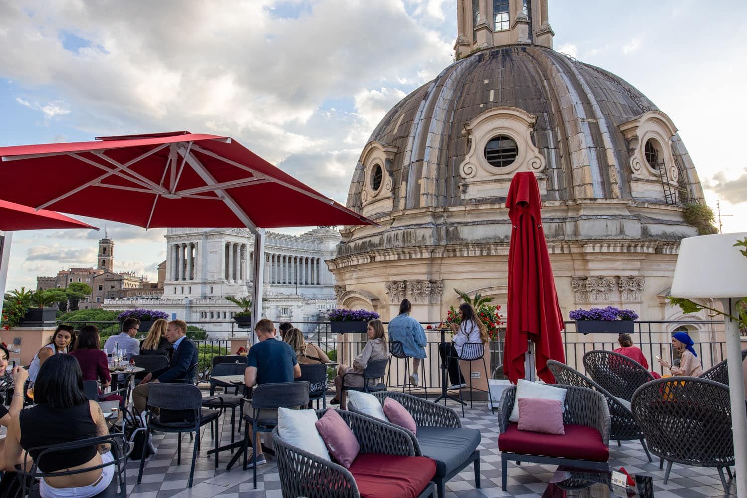 Oro Bistrot Lounge | Best Rooftop Bars in Rome