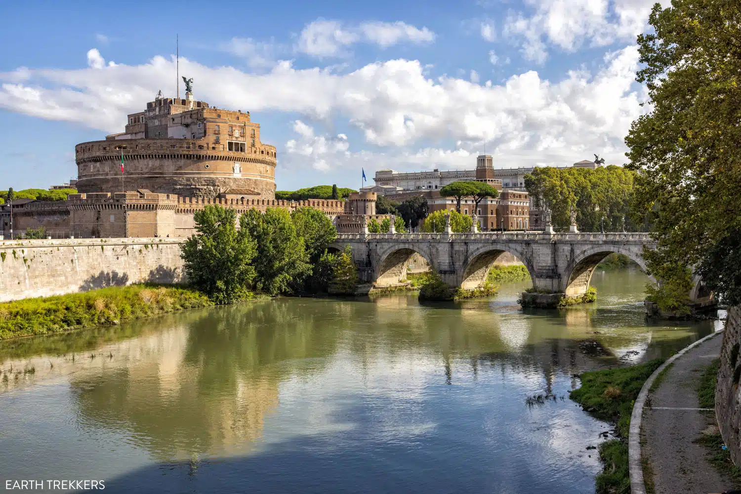 Tiber River Castel Sant Angelo | 4 Days in Rome Itinerary