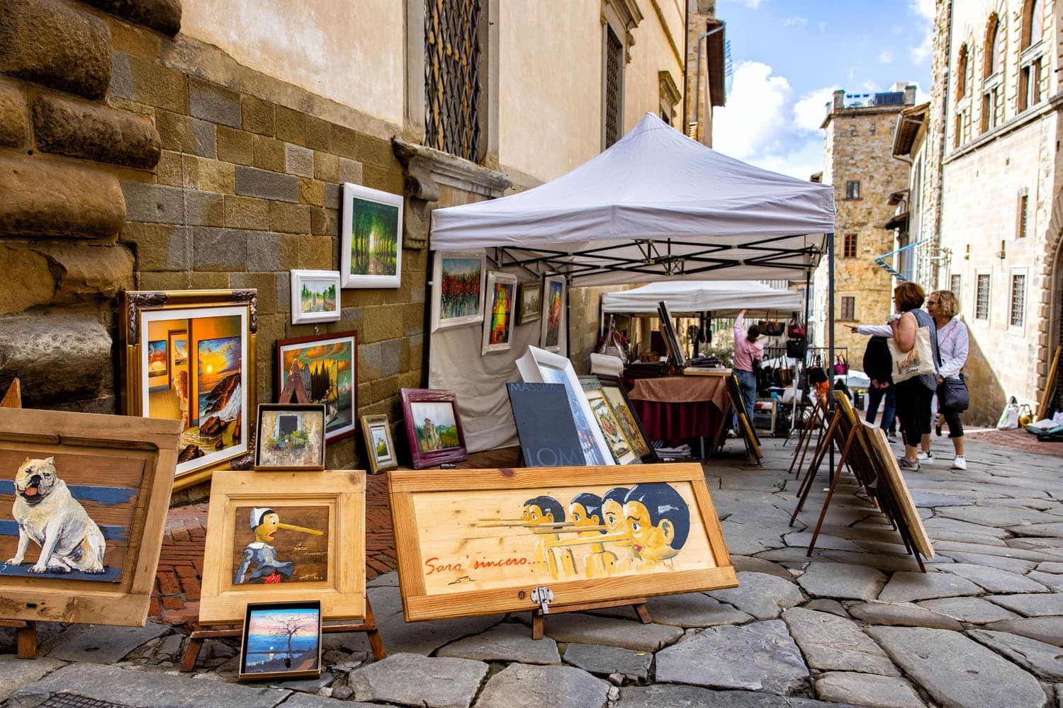 Arezzo Antique Market | Best Things to Do in Arezzo
