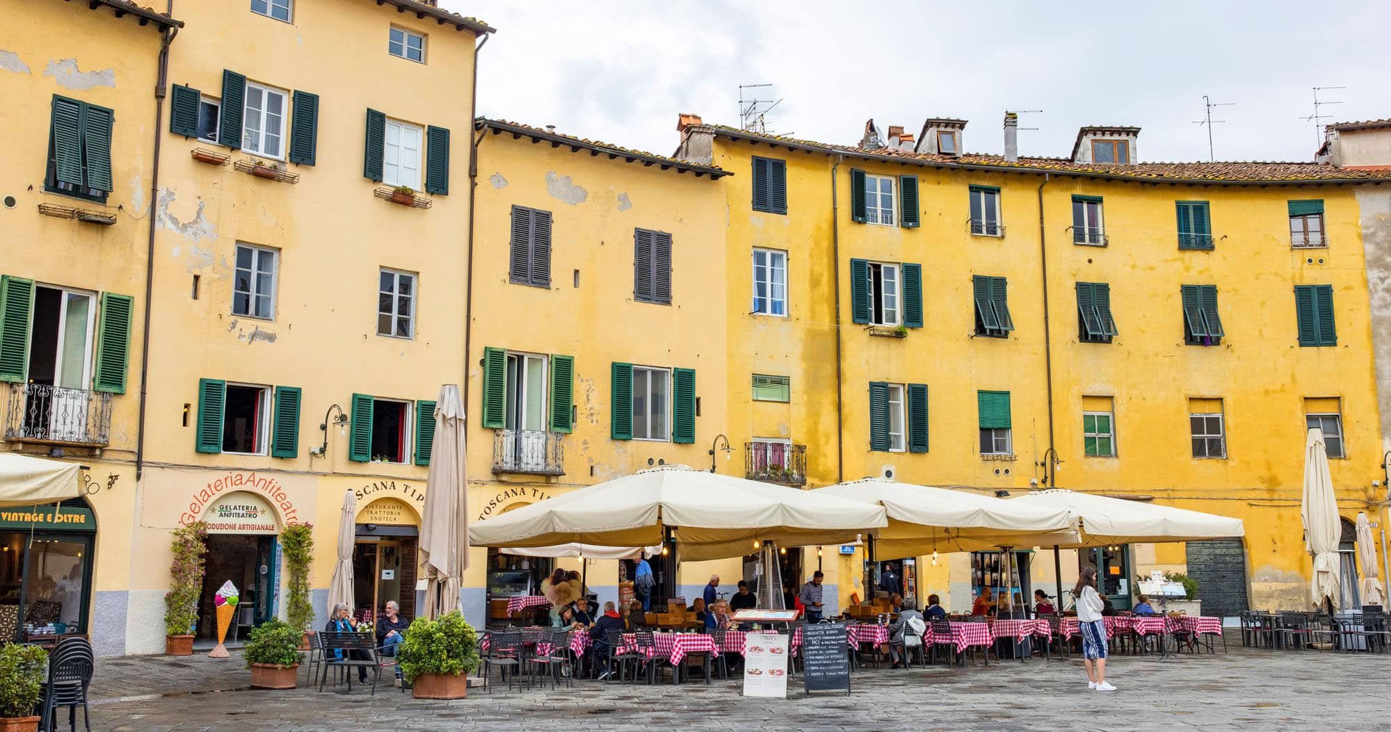 Featured image for “One Day in Pisa and Lucca: Day Trip from Florence”
