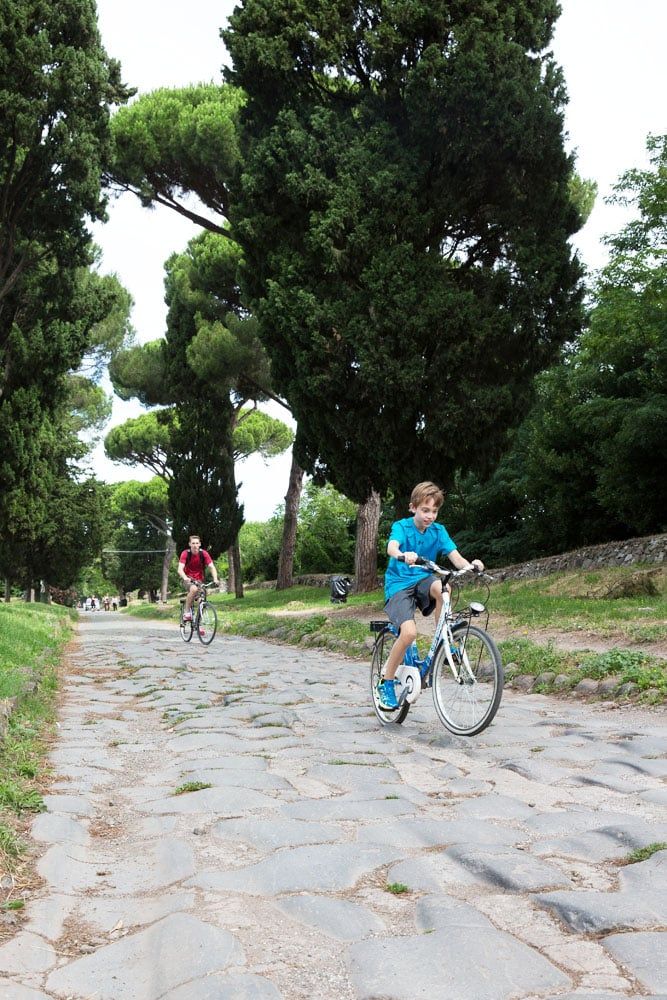 Technogym Bike: Riding Through Rome From My Spare Room