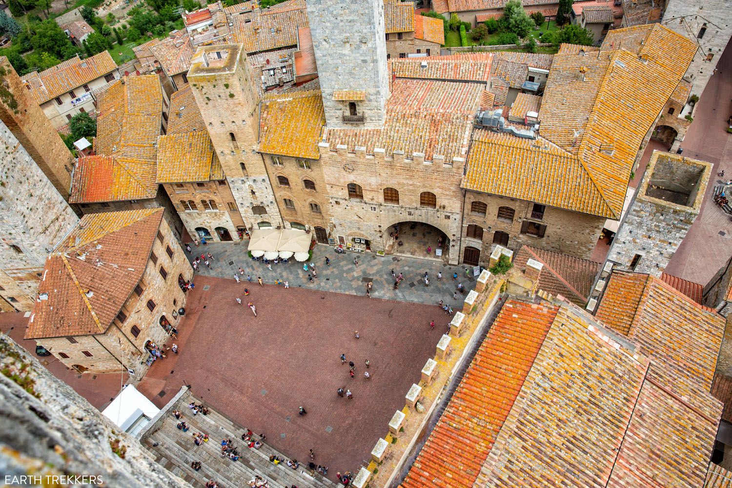 Piazza del Duomo San Gimignano