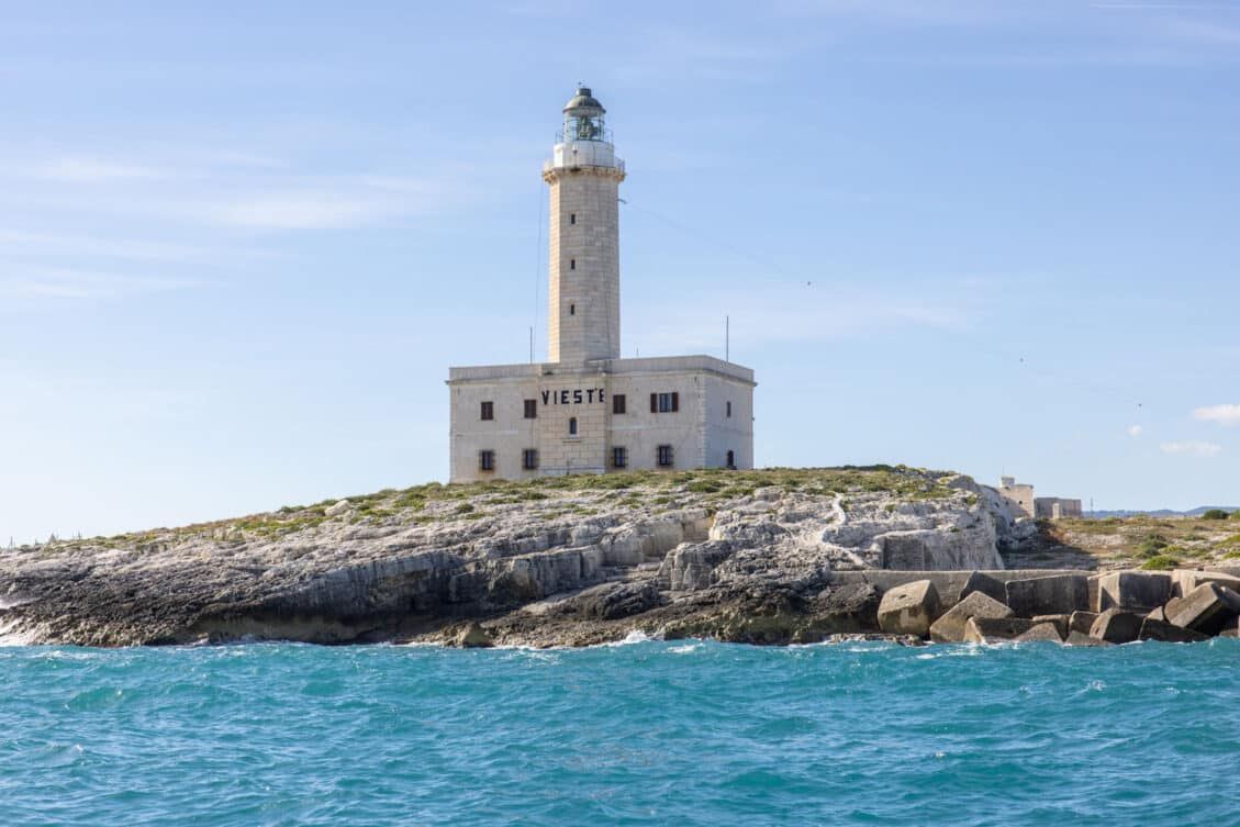 The Gargano Sea Caves: Vieste Boat Tour Options – Earth Trekkers