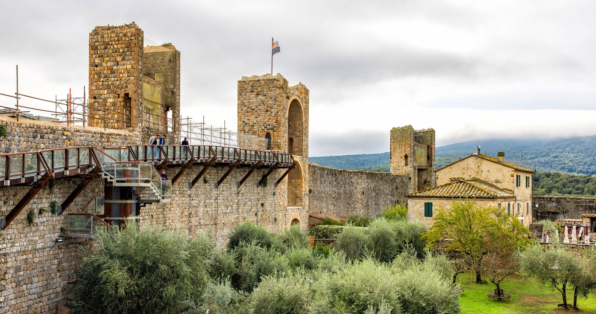 Featured image for “Monteriggioni: Photos, Things to Do, and Helpful Tips”