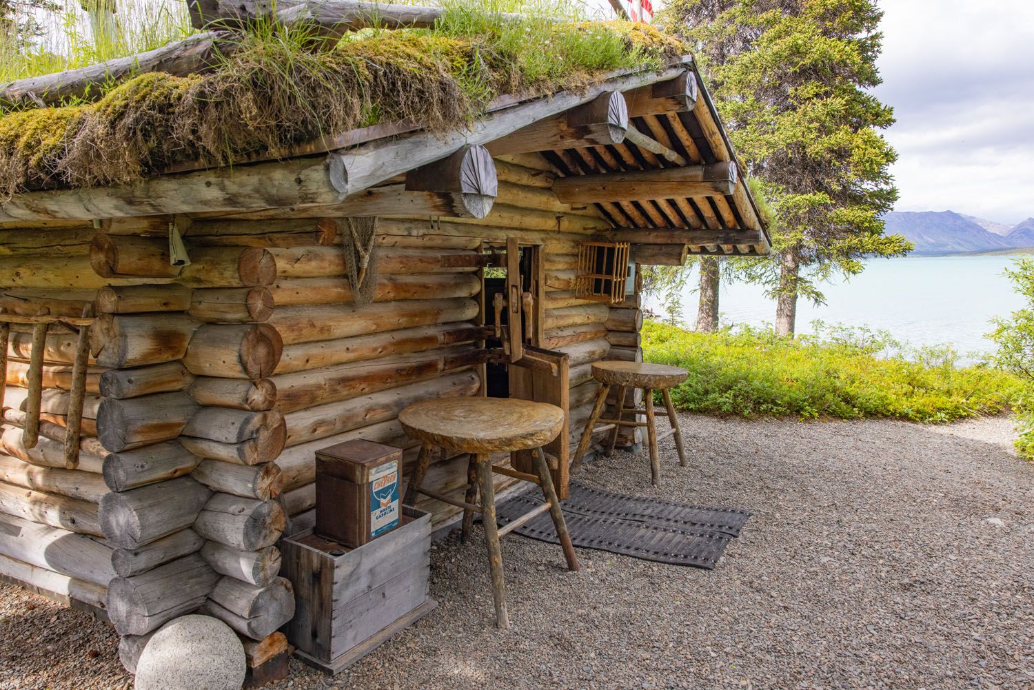 Proenneke Cabin Twin Lakes | Best Things to do in Lake Clark