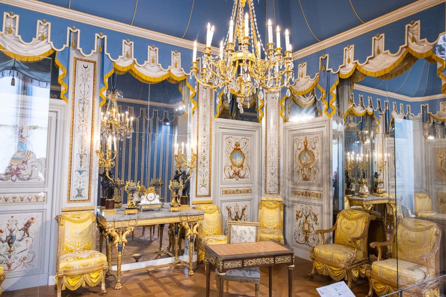 Marie Antoinette Residence Louvre