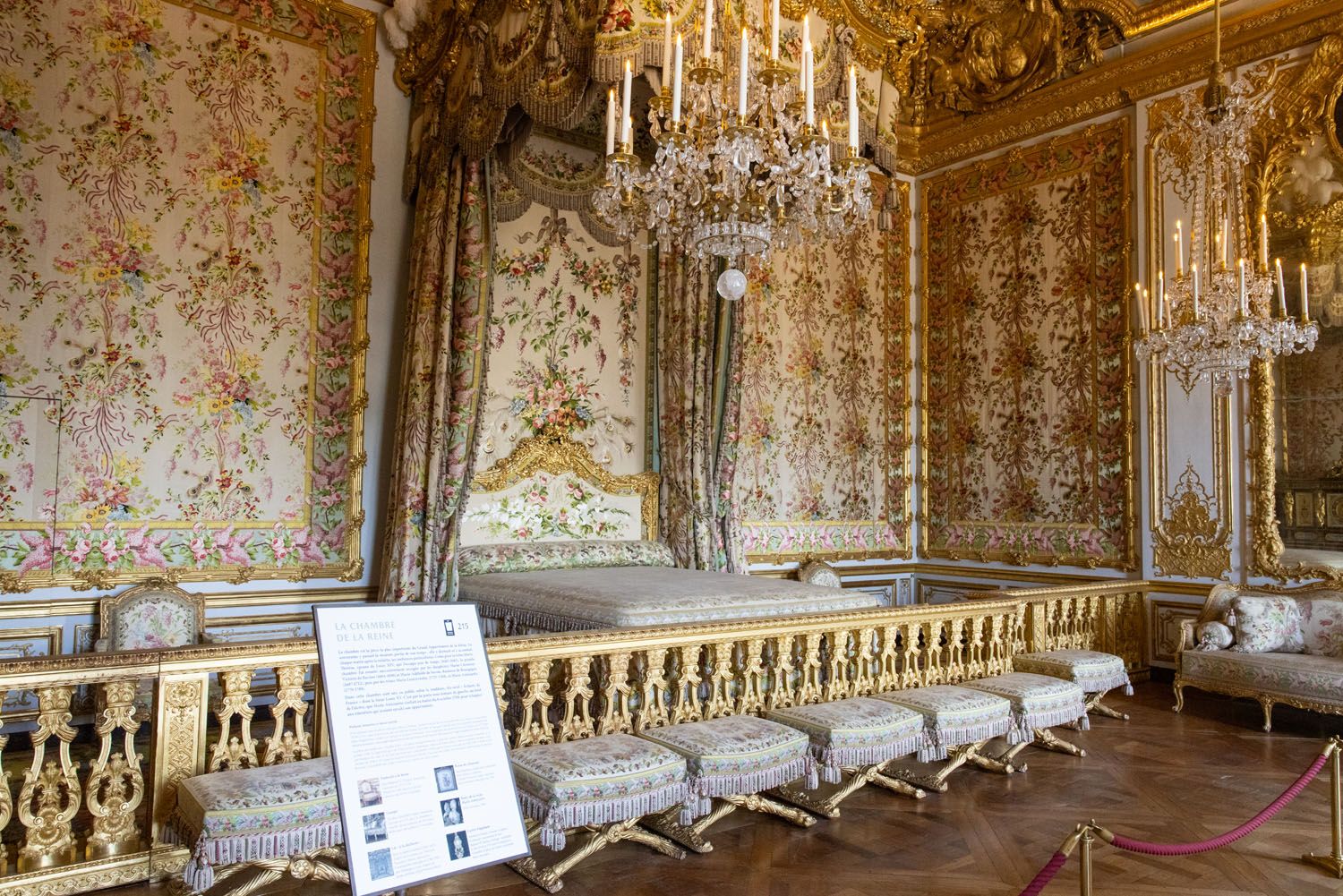 Queens Bedchamber | How to Visit Versailles