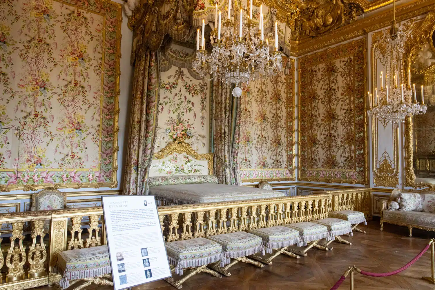 Queens Bedchamber | How to Visit Versailles