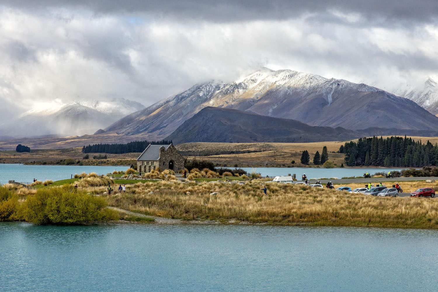 Lake Tekapo in Fall | Two Week South Island New Zealand Itinerary