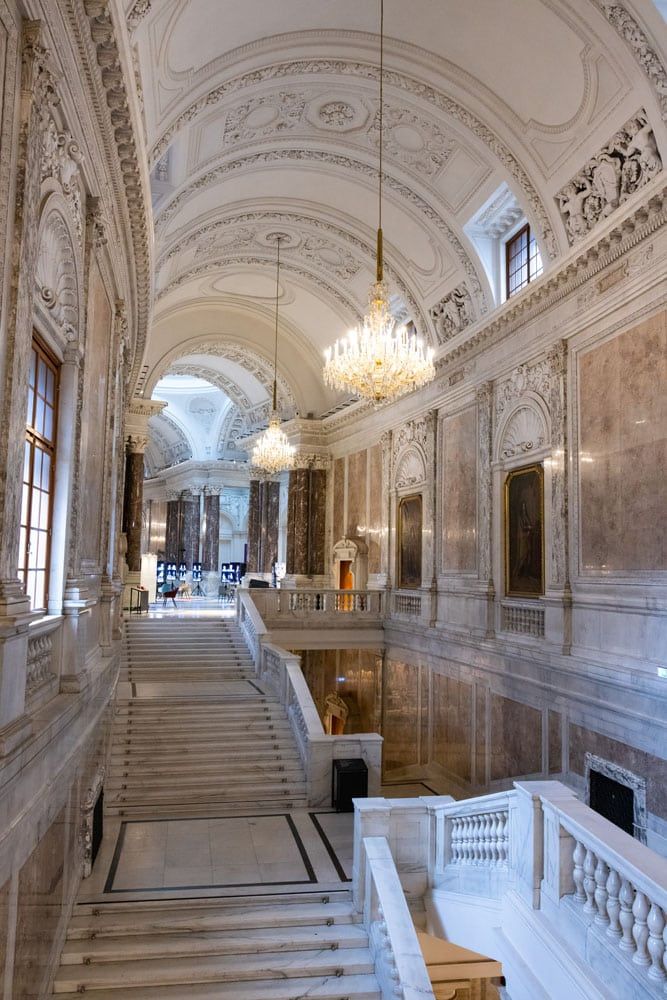 Hall of Columns Hofburg Palace