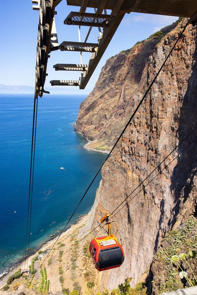 Cabo Girão Cable Car