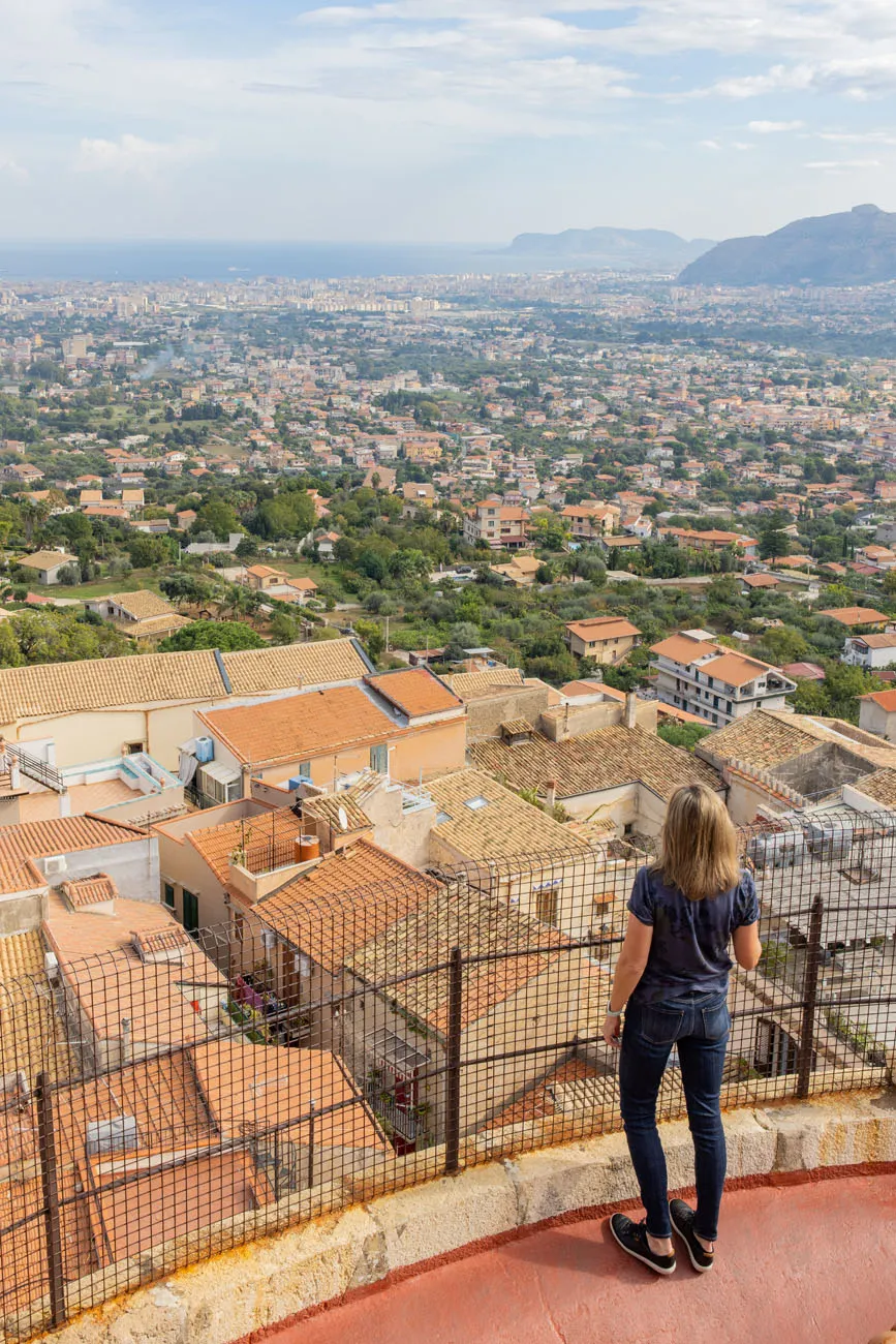Julie in Monreale, Cathedral View