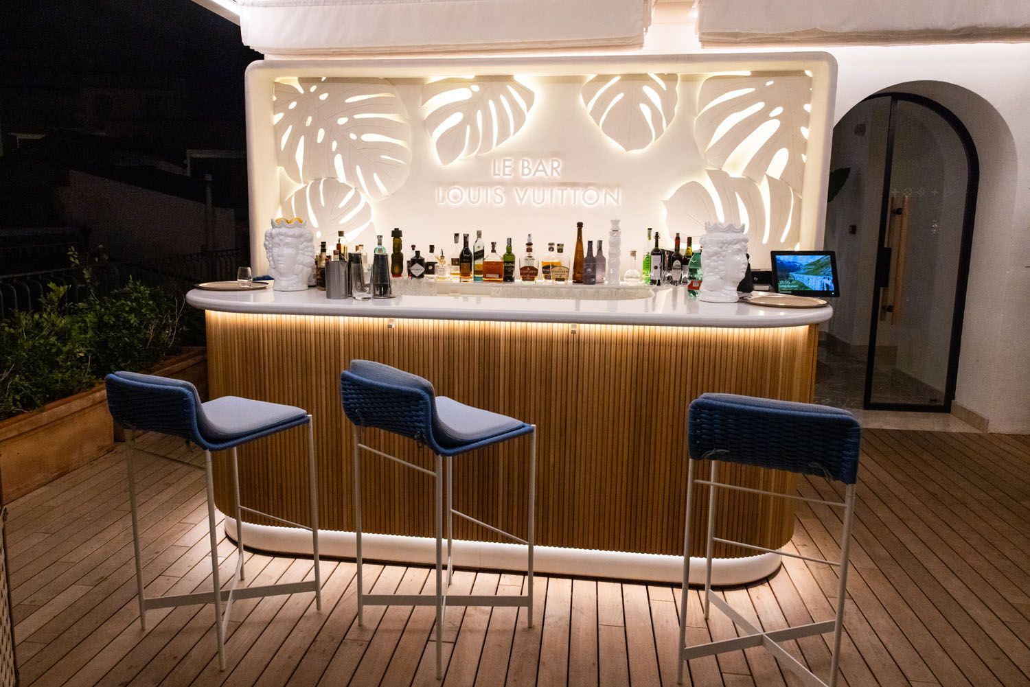 Louis Vuitton Bar Taormina