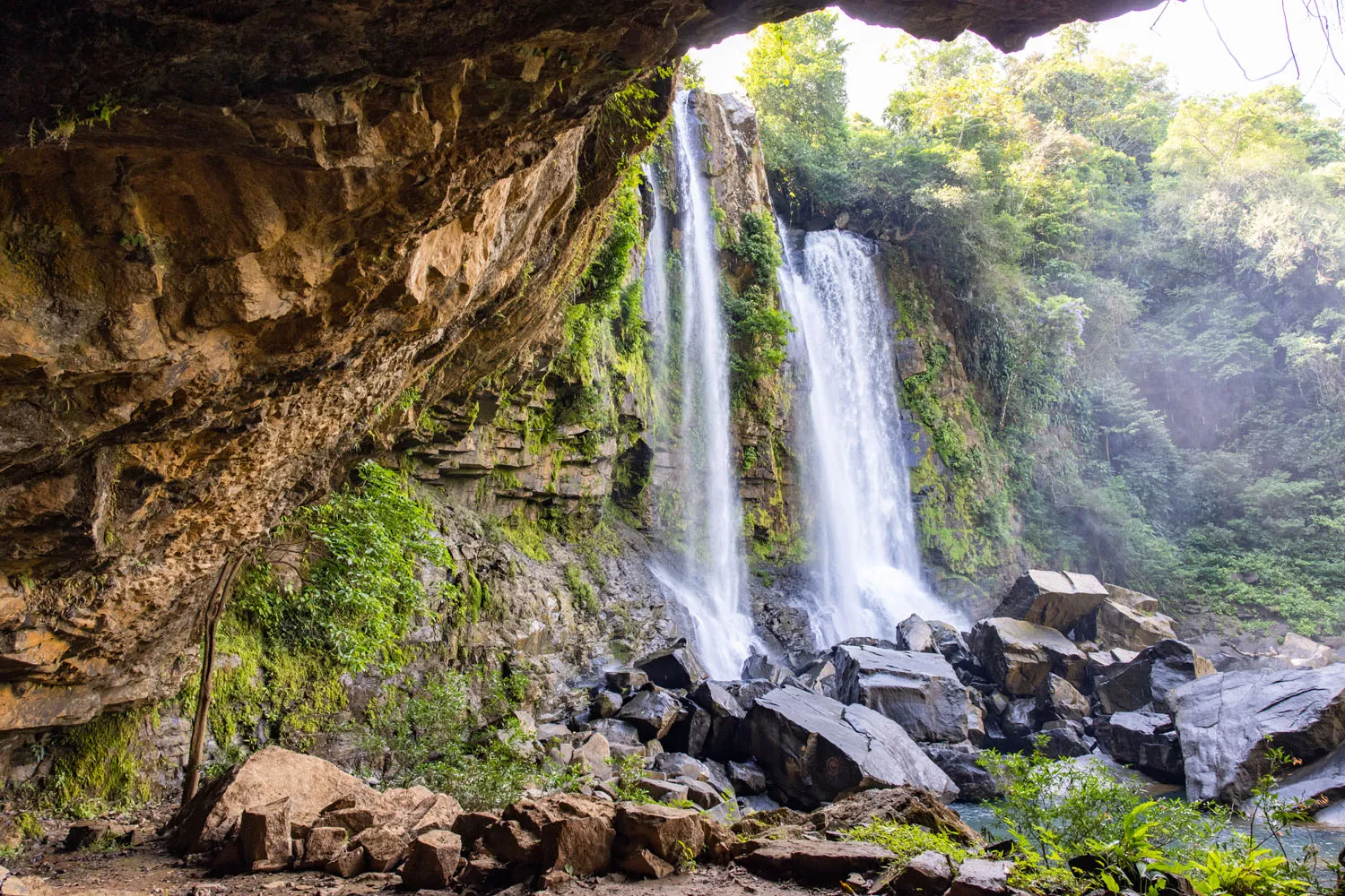 Nauyaca Waterfalls Cave View