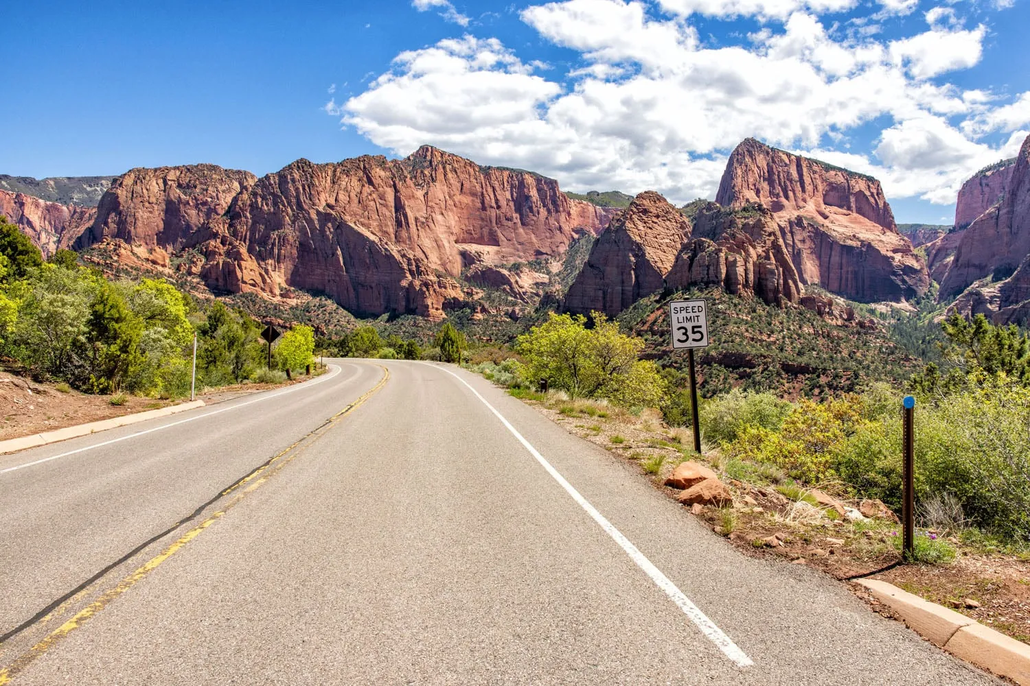 Kolob Canyon Road