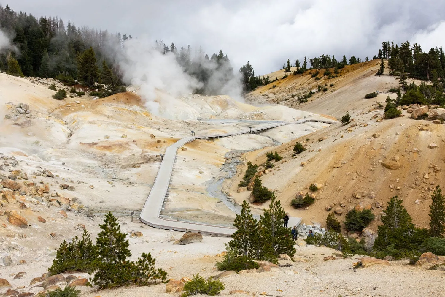 Boardwalk on Bumpass Hell Hike
