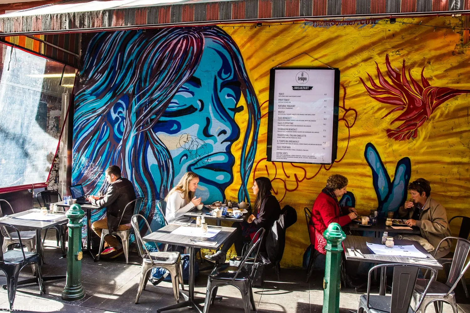 Cafe on Degraves Street Melbourne